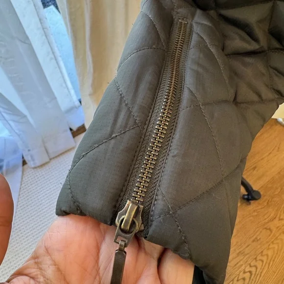 Marie Oliver Olive-colored Quilted Puffer Jacket with Peplum - Size 1 (Large/XL) - Picture 7 of 15